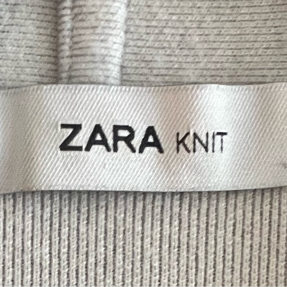 Zara - Grey and White Piping - Mid Length - Cardigan - Picture 2 of 2